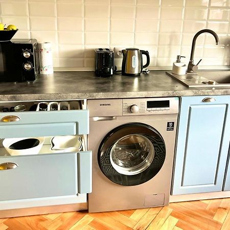 Travellers Apartment คลูจ-นาโปกา ภายนอก รูปภาพ